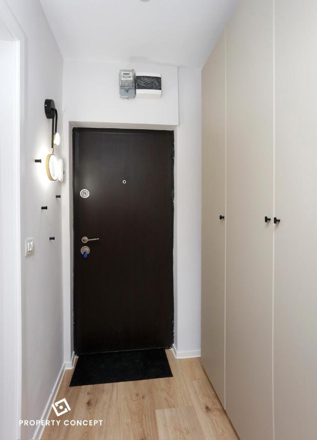Brand New Lovely Studio Near Metro Station 布加勒斯特 外观 照片